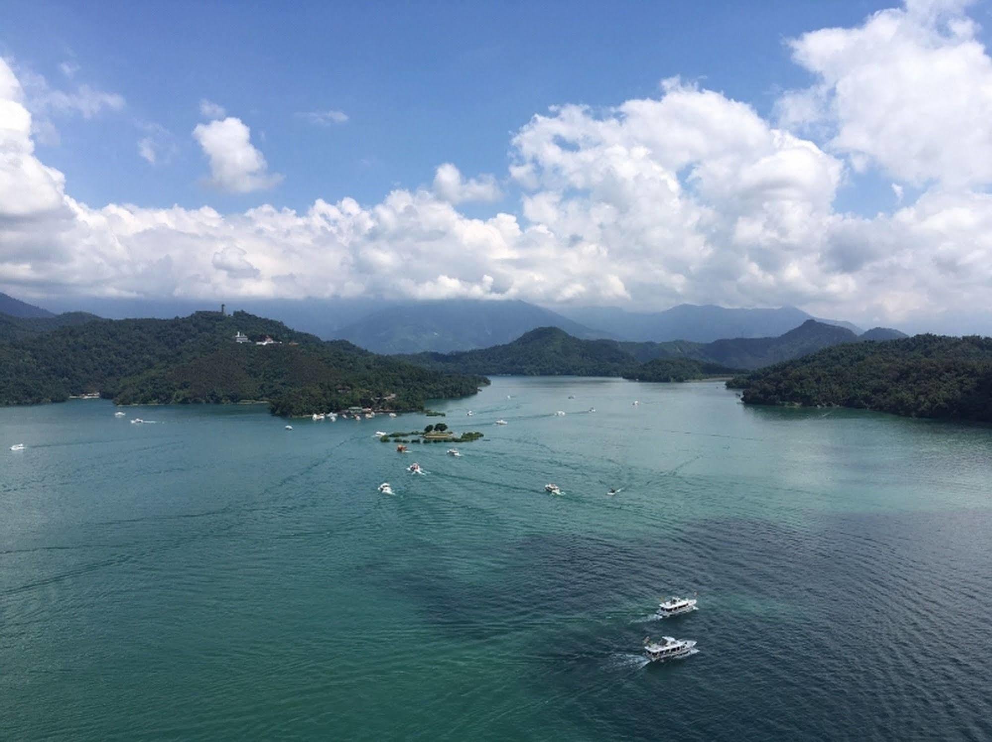 Sun Moon Lake Love Home Lake Nantou Luaran gambar